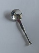 Marmalade spoon 
in Silver
Stamped : 3 
towers
Produced 1959
Length 12 cm 
approx
Nice ...
