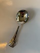 Serving spoon / 
Compote spoon 
in Silver
Length approx. 
17.5 cm
Stamped in 
1939 Johannes 
...