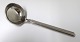 Hans Hansen. 
Silver cutlery. 
Arvesölv no. 
18. Sauce 
ladle. Length 
17 cm.