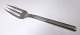 Hans Hansen. 
Silver cutlery. 
Arvesölv no. 
18. Large 
meatfork. 
Length 23 cm.
