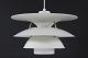 Poul Henningsen 
(1894-1968)
Charlottenborg 
pendel m/4 
skærme 
af hvidlakeret 
metal. ...