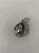 Georg Jensen 
sterlingsølv 
Årssmykke 
1990, vedhæng
Vedhænget 
måler 2,8 x 1,9 
cm.
Perfekt stand.