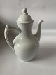 Coffee pot 
#Elegance Bing 
and Grøndahl
Deck no #413
Height 22.5 cm 
approx
Nice and well 
...