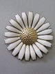 Georg Jensen 
Marguerit 
Broche i 
forgyldt Sølv 
925  D: 4,3  
cm.