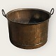 Stor kobber 
gruekedel, 
gryde med 
håndtag. 
Diameter ca 60 
cm, Højde 41 
cm, stemplet.
Pæn ...
