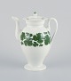 Meissen Green 
Ivy Vine, 
kaffekande. 
Ca. 1930’erne
Stemplet.
I flot stand. 
Tredje ...