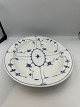 Royal 
Copenhagen 
Musselmalet 
Riflet fad
Modelnummer 
1/100
1 Sortering 
Længde 41 cm