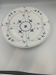 Royal 
Copenhagen 
musselmalet 
riflet rundt 
fad
Modelnummer 
1/108
1 Sortering 
Ø  35,5 cm