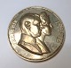 Stor sølv medalje til minde om Frederik & Ingrids bryllup 1935. Vejer 74 gram