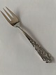 Cake fork in 
silver
Length approx. 
14.1 cm
Stamped 3 
Towers
Nice and 
polished ...