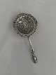 Thesis in 
silver
Length approx. 
13 cm
The stamp. 
830s
Nice and 
polished 
condition
Packed in bag