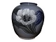 Lille Royal 
Copenhagen 
større vase.
Bemærk denne 
vare er på 
vores 
fjernlager. Den 
kan købes ...