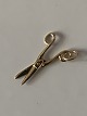 Saks Vedhæng 
#14karat Guld
Stemplet 585
Højde 17,95 mm
Brede 9,82 mm 
Pæn og 
velholdt ...