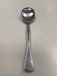 Patricia W&S 
Sorensen Salad 
Server in 
Silver and 
Stainless 
Steel. 
Måler 21,2cm / 
8.35 inch