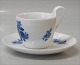 3 set with 
original 
saucers dkk 275
4 cups in 
stock with NO 
original saucer 
DKK 225
Royal ...