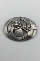 Georg Jensen 
Sterling Sølv 
Broche No. 13 
Måler 5.2 cm x 
4.0 cm (2.04 
inch x 1.57 
inch) Vægt 15.9 
...