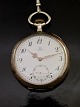 Omega sølv 
lommeur D. 5,1 
cm. med kæde 
går emne nr. 
544958
