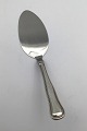 Cohr Sølv / 
Stål 
Dobbeltriflet 
Serveringsspade 
Måler 18.6 cm 
(7.32 inch)