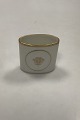 Bing og 
Grøndahl 
Offenbach 1 / 
Herregaard 
Tandstikholder 
No 240
Måler   6 cm / 
2 23/64 in. x 6 
...