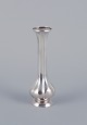 Sølvvase i 
klassisk 
design. 885 
sølv