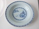 Kinesisk 
eksport 
porcelænstallerken, 
dyb, 
Qianlong/Chien-
Lung (1735 - 
1795) dekoreret 
med ...