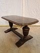 Sofabord i 
fineret og 
massivt 
birketræ, fra 
1930erne.
Det har 
brugsspor.
Højde 54cm 
Bredde ...
