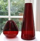 Holmegaard, 
Rubin/Ruby 
serien. Vaser. 
Designet af Per 
Lütken fra 
1952. 
Usignerede.
Tv. ...