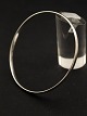 Sterling sølv 
armring indv. 
dia. 6,5 cm. 
stempler 925 
Denmark emne 
nr. 549714