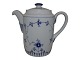 Bing & Grøndahl 
Blåmalet / 
Musselmalet 
tykt 
jernporcelæn, 
kaffekande.
Af 
fabriksmærket 
ses ...