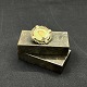 Diameter 3,5 
cm,
Fin gylden 
broche fra 1800 
tallets 
slutning med 
plads til et 
lille ...