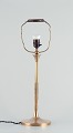 Bruno Paul 
(1874-1968), 
tysk arkitekt.
Høj Art Deco 
bordlampe i 
poleret 
messing. 
Bauhaus ...