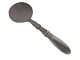 Georg Jensen 
Kaktus sterling 
sølv og 
rustfrit stål, 
tarteletspade.
Længde 21,8 
cm.
Pæn ...