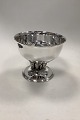 Georg Jensen 
Sterling Sølv 
Louvre Skål No 
19A. Måler 16cm 
x 20cm / 6 
19/64 inch x 7 
7/8 ...