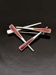 Broche 5 x 4 
cm. med emalje 
stemplet made 
in Norway 
sterling 925 
emne nr. 552505