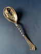 Strøske i sølv
Længde ca 18,8 
cm
Stemplet 3. 
Tårne
Produceret 
År.1902
Pæn og pudset 
...