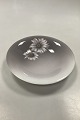 Bing og 
Grøndahl Art 
Nouveau Skål No 
8719 / 767
Måler 20,8cm / 
8.19 inch
Malet af Marie 
Smith