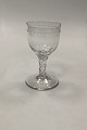 Empire 
Drikkeglas med 
slibninger 
måske engelsk
Måler 14cm / 
5.51 inch