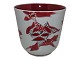Royal Copenhagen unika urtepotteskjuler i porcelæn med rød og hvid dekoration.Designet og ...