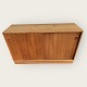Teak sideboard / cabinet with loose plinth.
DKK 875