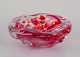 Murano, 
Italien. 
Kunstglas skål. 
Klart og rødt 
glas. 
Luftbobler 
indvendigt. ...