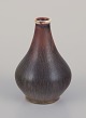 Bengt Ekeblad 
(1922-2003), 
svensk 
keramiker for 
Rörstrand.
Unika 
miniature 
keramikvase med 
...