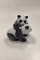 Royal 
Copenhagen 
Figur af Panda 
Unger No. 667
Måler 9 cm / 
3.54 inch.