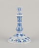 Meissen, Tyskland. Stor Løgmønstret lysestage i porcelæn. Håndmalet.Sent 1800-tallet.Perfekt ...