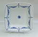 Bing and 
Grondahl Empire 
229 Salad bowl, 
square  20 x 20 
cm
Marked with 
the three Royal 
Towers ...