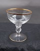 Mågeglas med 
guldkant fra 
Lyngby 
glasværk. 
Likørskål i 
pæn stand.
H 8cm - Ø 7cm.
Lager: 7, ...