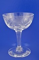 Vinservice 
Ulla, fra 
Holmegaard 
glasværk. 
Ulla likørglas 
højde 9 cm. 
diameter 6,7 
cm. 
Ulla ...