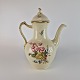 Kaffekande fra 
stellet 
Frijsenborg. No 
910/1794
Design 
Thorkild Olsen
Producent 
Royal ...