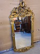 Guldmalet 
spejl, fra 
1980erne.
Højde 99cm 
Bredde 48cm