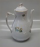 Bing and 
Grondahl 
Eranthis 091 a 
Large coffee 
pot 26 cm 1 l 
Marked with the 
three Royal 
Towers ...