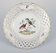 Meissen, 
Tyskland.  
Gennembrudt 
porcelænstallerken.
 ...